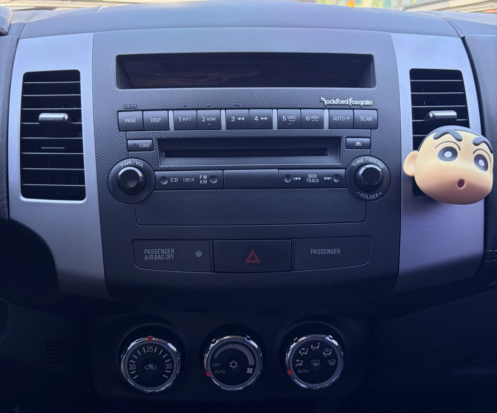 Outlander 2 Rockford에 CarPlay Display 설치. 미리보기